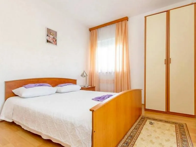 Apartments Damir Kastel Stafilic 0*,