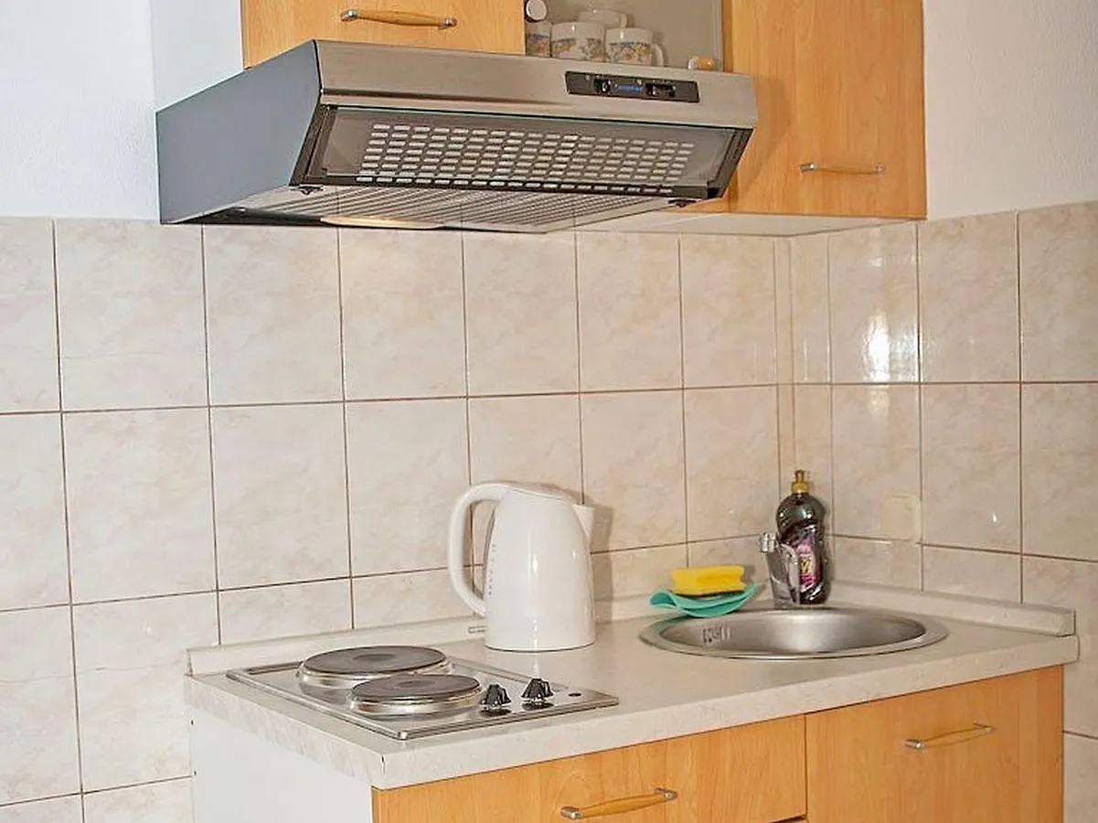 Apartments Damir Kastel Stafilic